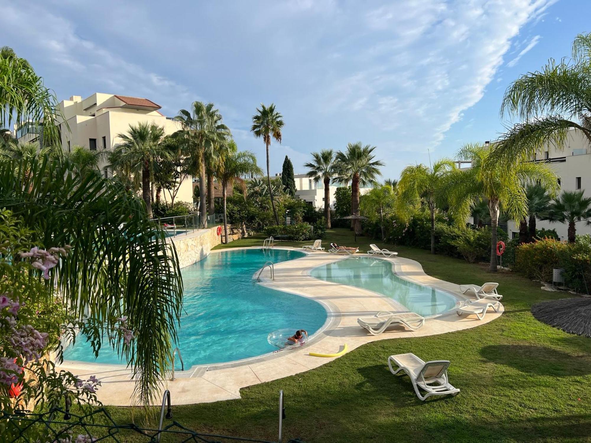Amazing Two Bedroom Apartment In Los Flamingos, Marbella Estepona Eksteriør bilde
