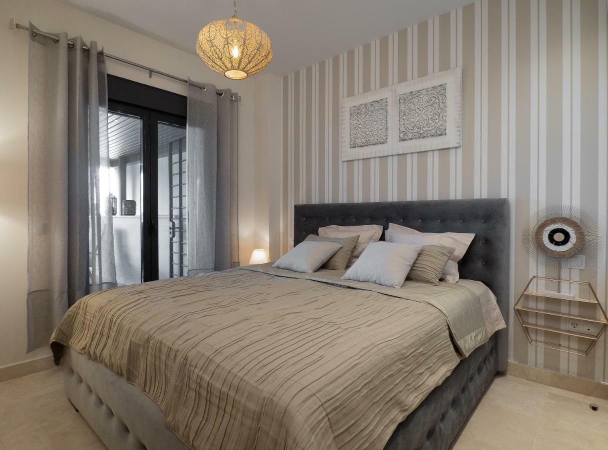 Amazing Two Bedroom Apartment In Los Flamingos, Marbella Estepona Eksteriør bilde