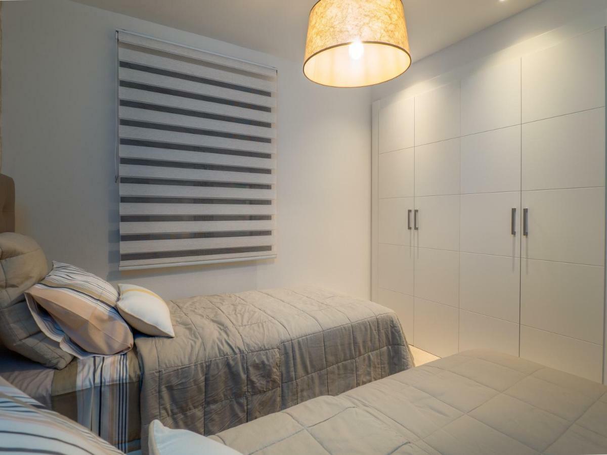 Amazing Two Bedroom Apartment In Los Flamingos, Marbella Estepona Eksteriør bilde