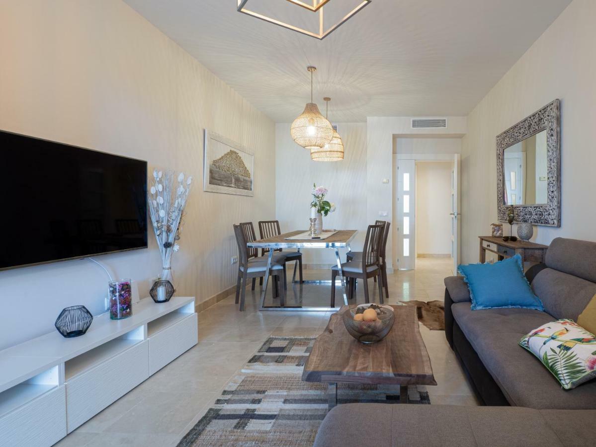 Amazing Two Bedroom Apartment In Los Flamingos, Marbella Estepona Eksteriør bilde